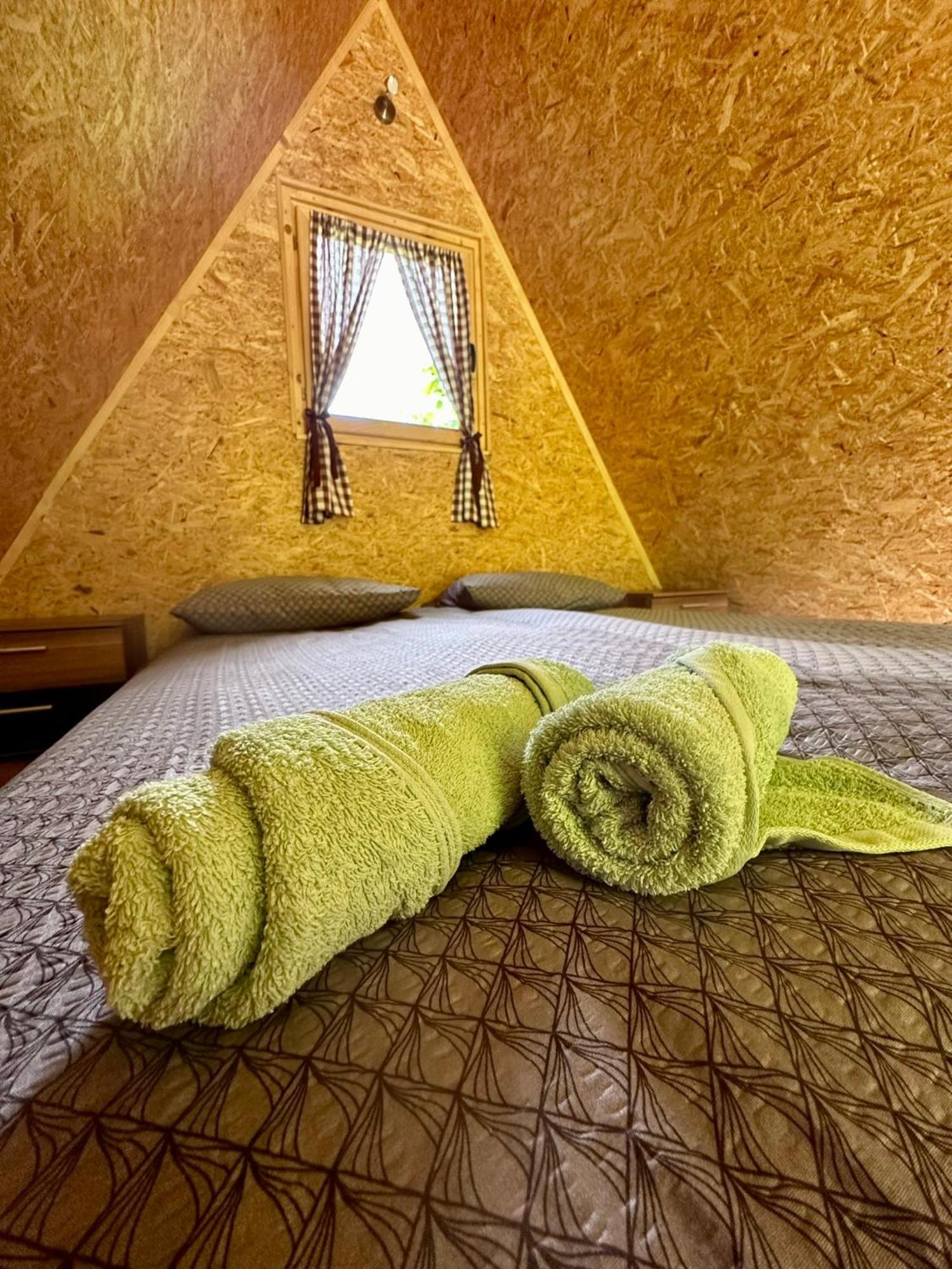 Glamping Krn Ξενοδοχείο Kobarid Εξωτερικό φωτογραφία