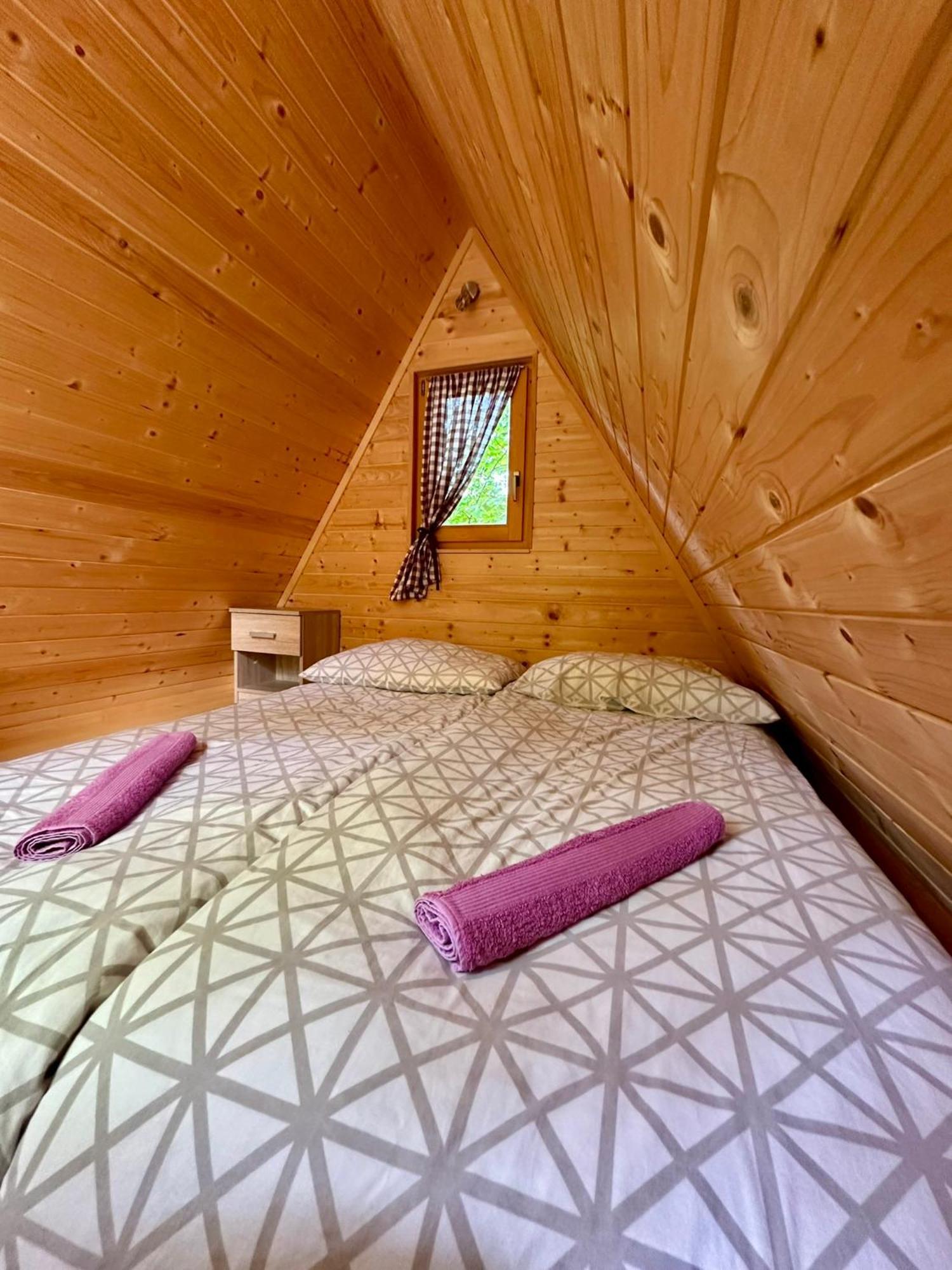 Glamping Krn Ξενοδοχείο Kobarid Εξωτερικό φωτογραφία