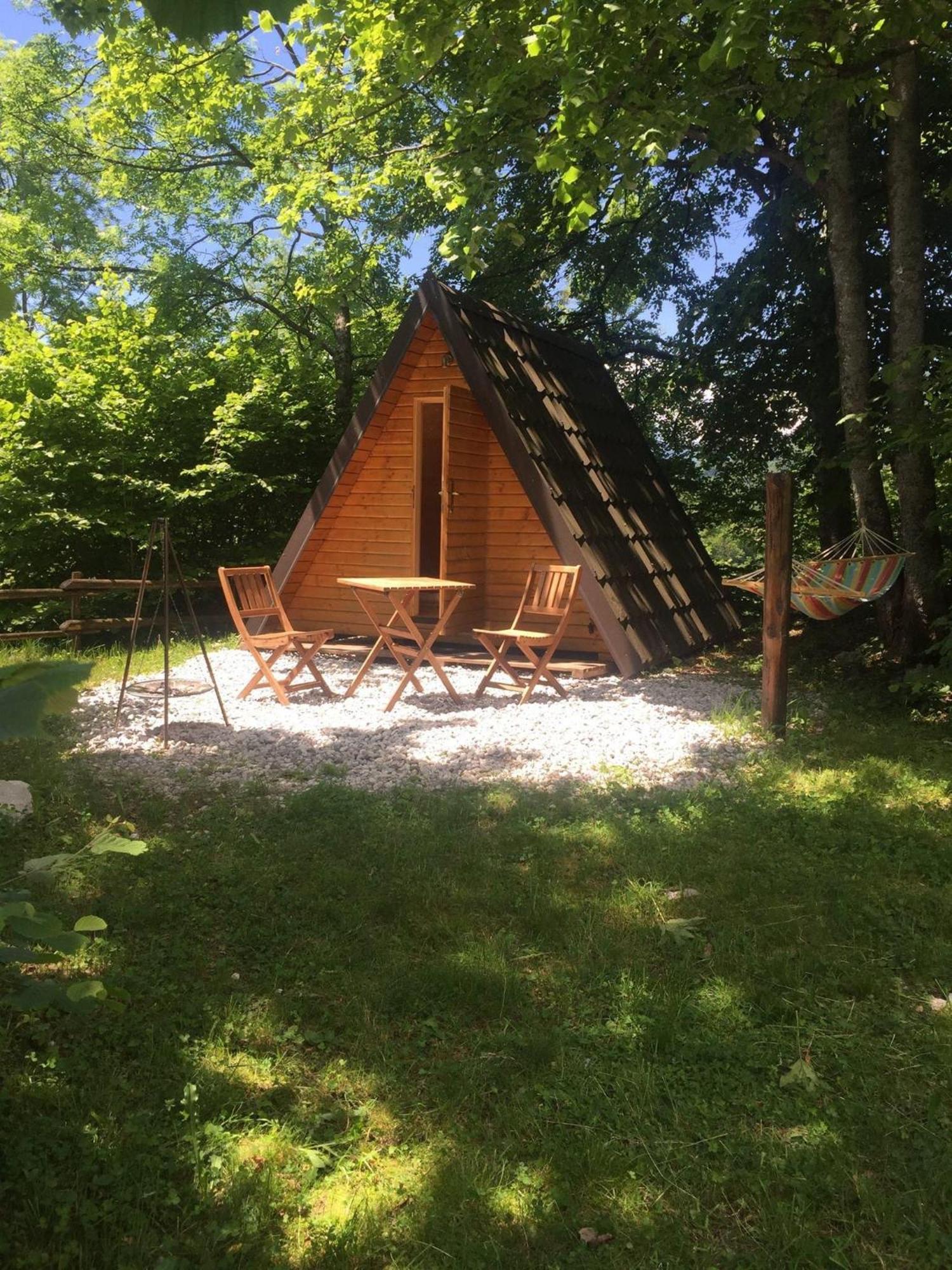 Glamping Krn Ξενοδοχείο Kobarid Εξωτερικό φωτογραφία